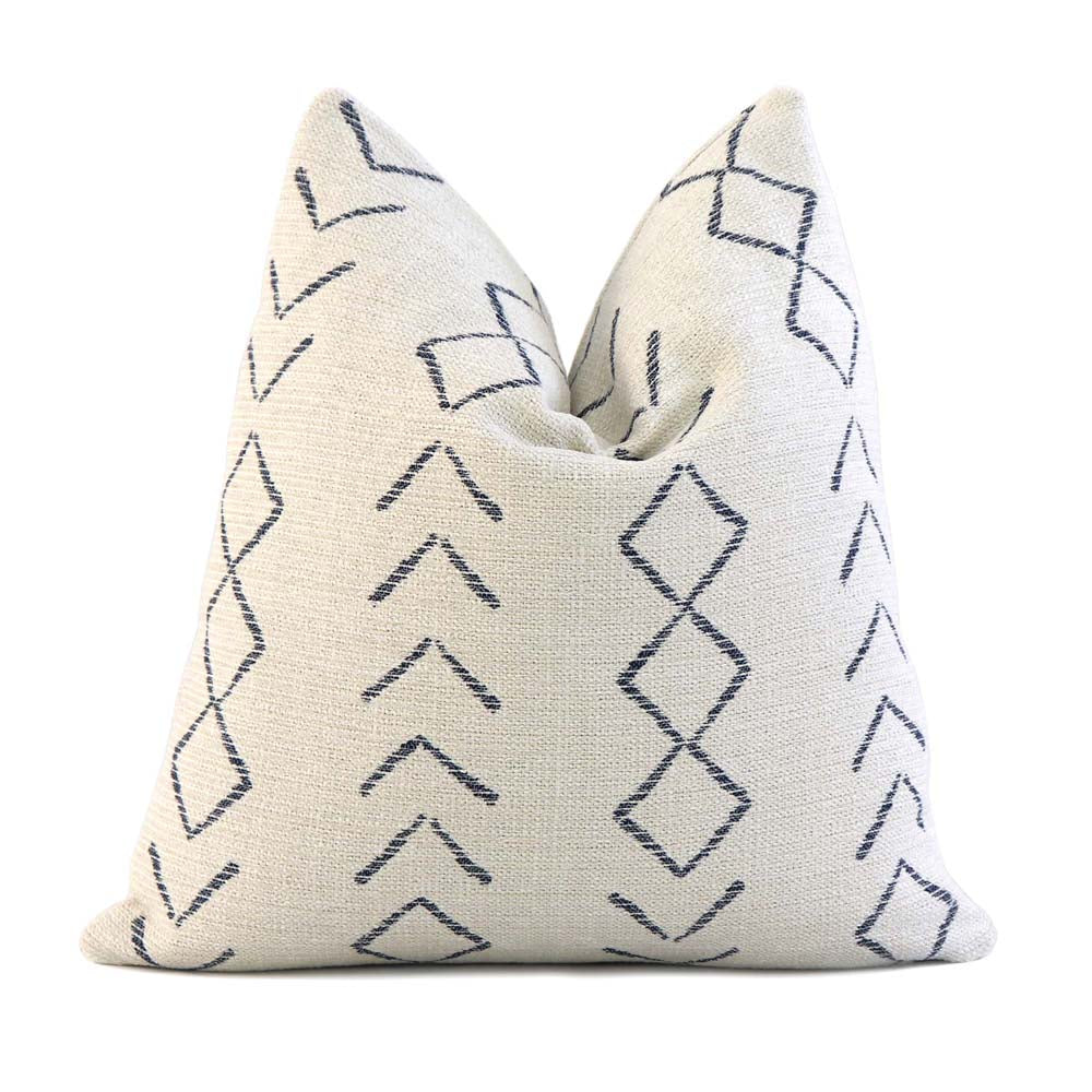 Fall Approved: Meet your Next Favorite Pillow Design | Saranac Performance Waterfall Pillow Cover