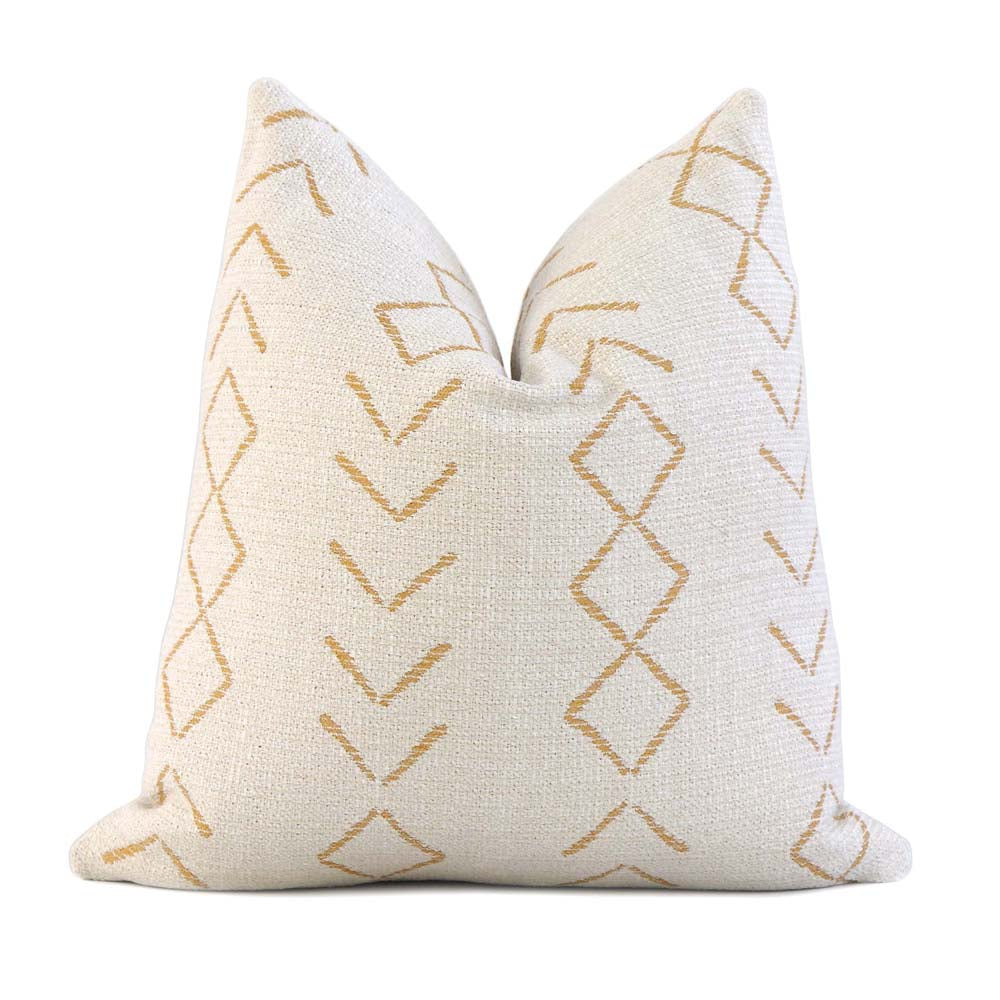 Fall Approved: Meet your Next Favorite Pillow Design | Saranac Performance Canyon Pillow Cover