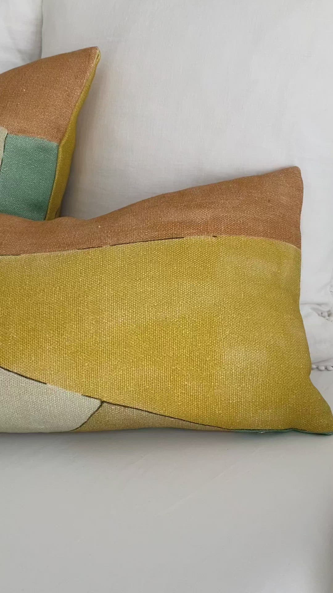 Kelly Wearstler District Tawny Designer Luxury Throw Pillow Cover Product Video