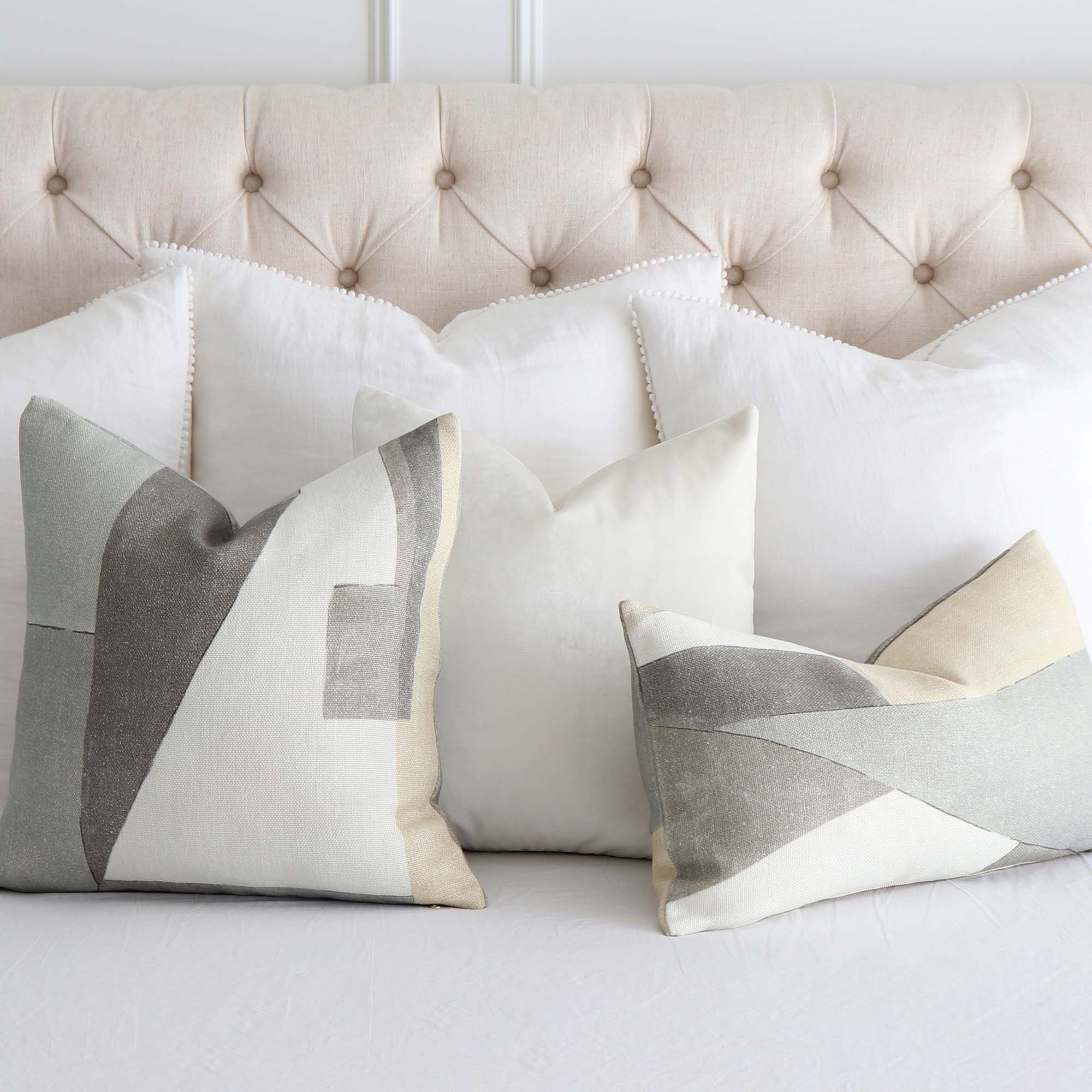 https://www.chloeandolive.com/cdn/shop/products/Kelly-Wearstler-District-Alabaster-Designer-Luxury-Decorative-Throw-Pillow-Cover-With-Matching-White-Linen-Throw-Pillow_5000x.jpg?v=1618079400