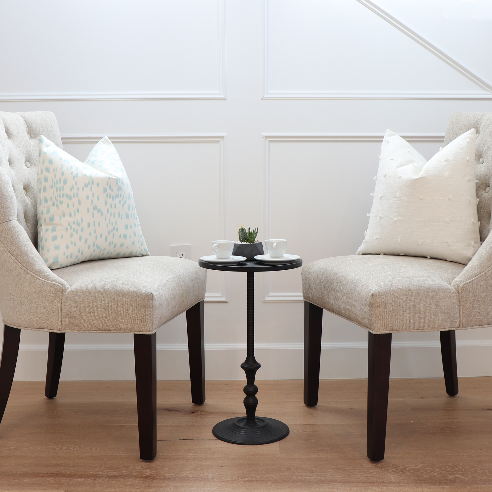 Les Touches Pool Light Blue Throw Pillow Cover