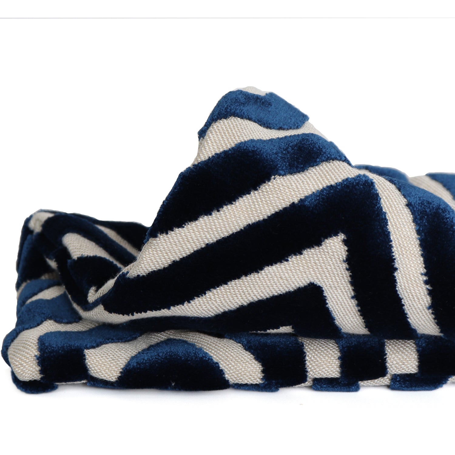 Vanderbilt Bleu Velvet Pillow Cover Closeup